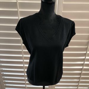 St. John lightweight short  sleeve  knit top. Cute